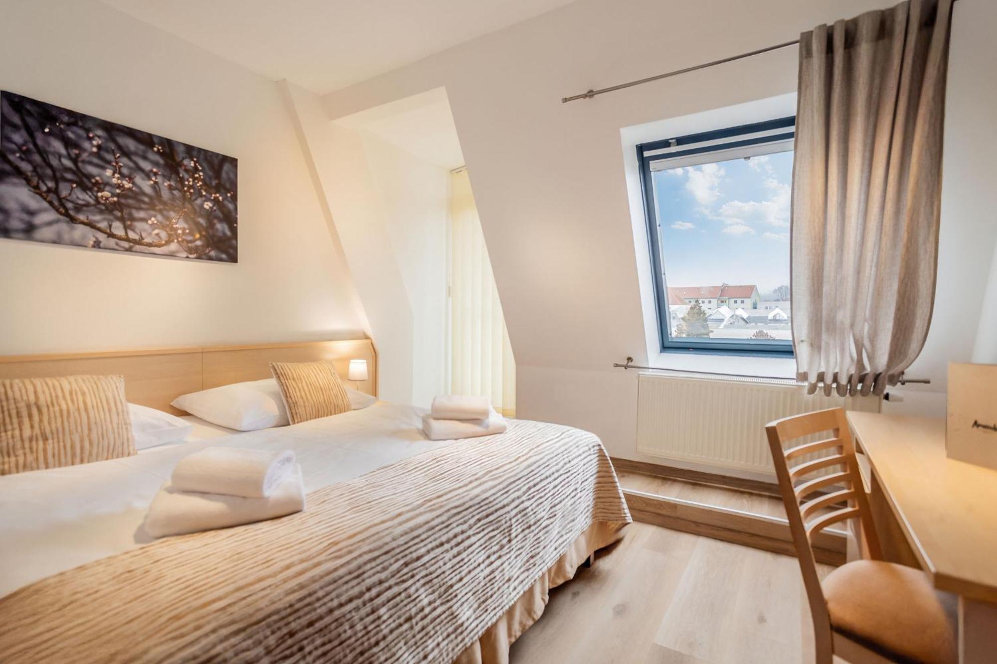 Wine Wellness Hotel Amande הוסטופצ'ה מראה חיצוני תמונה