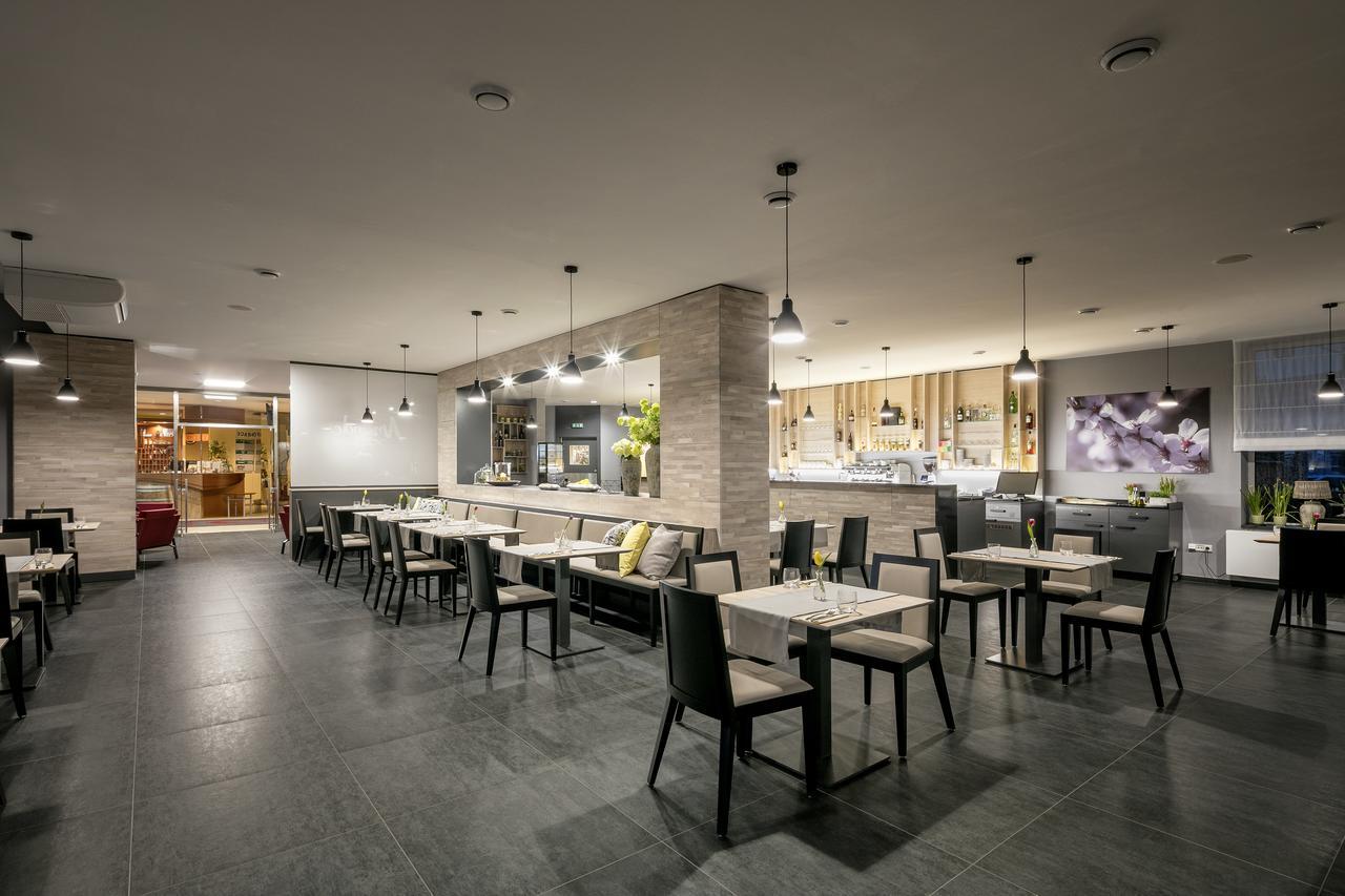 Wine Wellness Hotel Amande הוסטופצ'ה מראה חיצוני תמונה